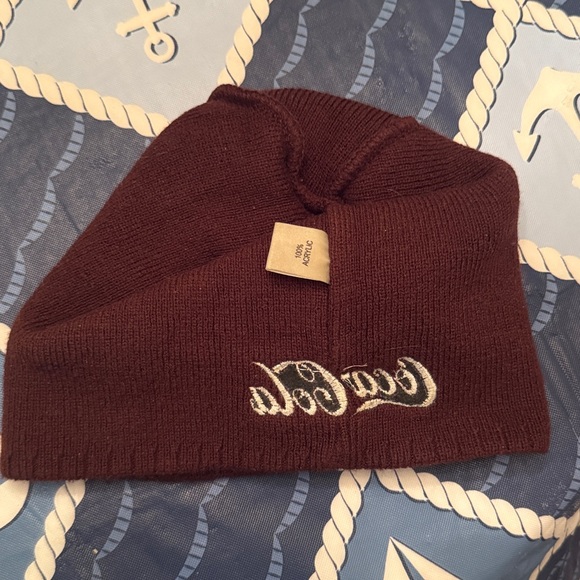 Colgate Gate’ coca-Cola cap+Colgate Keychain - Picture 11 of 11